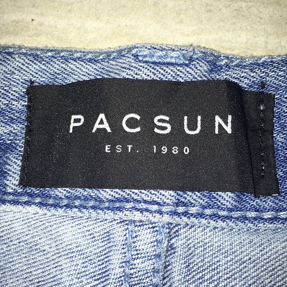 Ripped jeans - Picture 3 of 6